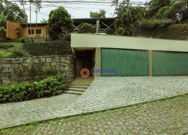 Imagem Casa com 3 Quartos à Venda, 411 m² em Pastoril - Ribeirão Pires Imagem Casa com 3 Quartos à Venda, 411 m² em Pastoril - Ribeirão Pires