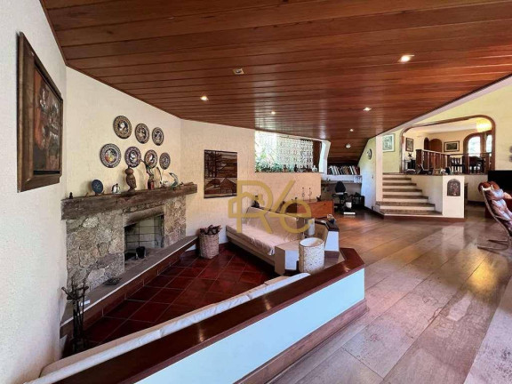 Imagem Casa com 5 Quartos à Venda, 981 m² em Parque Silvino Pereira - Cotia