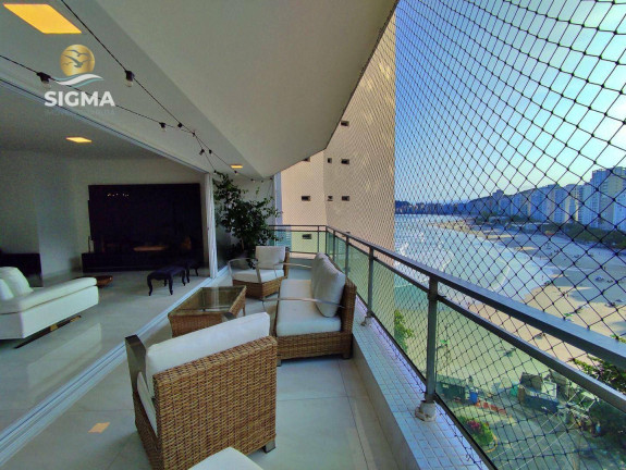 Apartamento com 4 Quartos à Venda, 246 m² em Pitangueiras - Guarujá