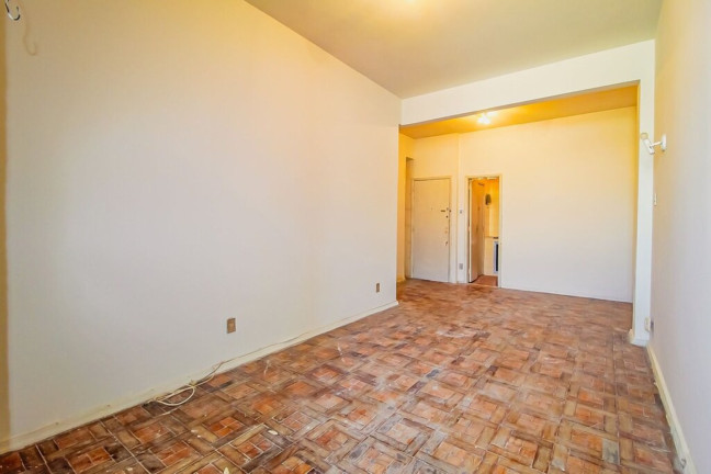Imagem Imóvel com 2 Quartos à Venda, 65 m² em Leblon - Rio De Janeiro Imagem Imóvel com 2 Quartos à Venda, 65 m² em Leblon - Rio De Janeiro