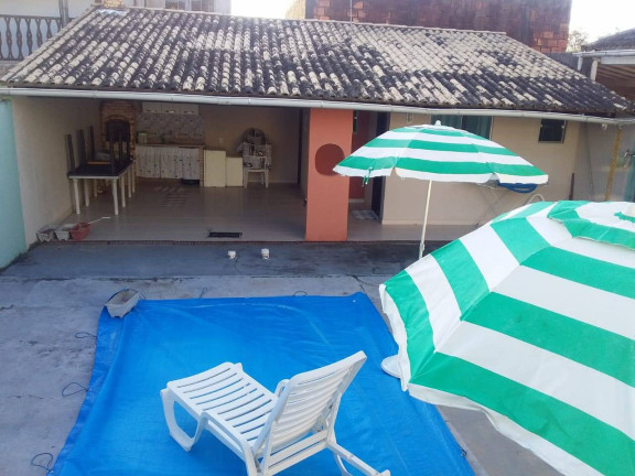 Imagem Casa com 3 Quartos à Venda, 300 m² em Fluminense - Rio De Janeiro Imagem Casa com 3 Quartos à Venda, 300 m² em Fluminense - Rio De Janeiro