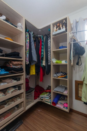 Imagem Imóvel com 3 Quartos à Venda, em Camaquã - Porto Alegre Imagem Imóvel com 3 Quartos à Venda, em Camaquã - Porto Alegre