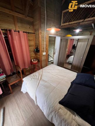Imagem Casa com 4 Quartos à Venda, 216 m² em Rio Pequeno - Camboriú Imagem Casa com 4 Quartos à Venda, 216 m² em Rio Pequeno - Camboriú