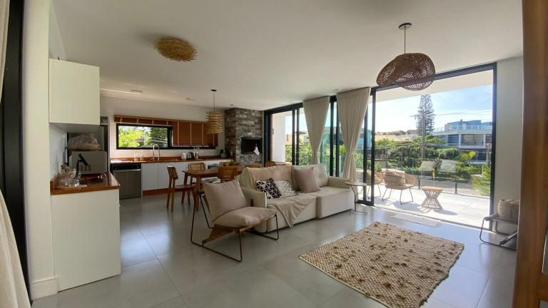 Imagem Casa com 4 Quartos à Venda, 187 m² em Morrinhos - Garopaba