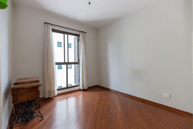Imagem Imóvel com 4 Quartos à Venda, 172 m² em Moema - São Paulo Imagem Imóvel com 4 Quartos à Venda, 172 m² em Moema - São Paulo