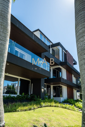 Imagem Casa com 7 Quartos à Venda, 780 m² em Jurerê Internacional - Florianópolis Imagem Casa com 7 Quartos à Venda, 780 m² em Jurerê Internacional - Florianópolis