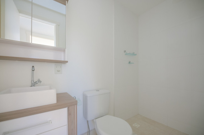 Imagem Apartamento com 2 Quartos à Venda, 66 m² em Santo Antônio - Porto Alegre Imagem Apartamento com 2 Quartos à Venda, 66 m² em Santo Antônio - Porto Alegre