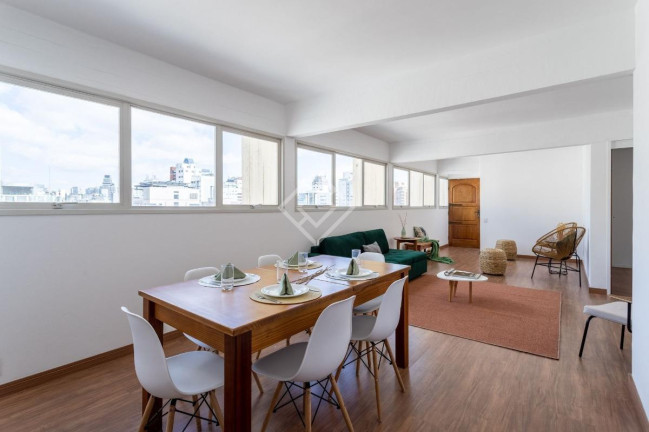 Imagem Apartamento com 3 Quartos à Venda, 121 m² em Itaim Bibi - São Paulo