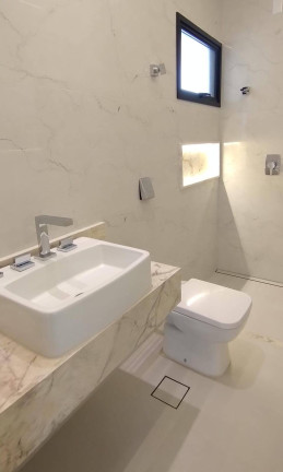 Imagem Casa de Condomínio com 4 Quartos à Venda, 214 m² em Residencial Goiânia Golfe Clube - Goiânia Imagem Casa de Condomínio com 4 Quartos à Venda, 214 m² em Residencial Goiânia Golfe Clube - Goiânia