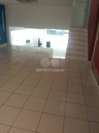 Imagem Casa com 1 Quarto à Venda ou Locação, 175 m² em Morumbi - São Paulo Imagem Casa com 1 Quarto à Venda ou Locação, 175 m² em Morumbi - São Paulo
