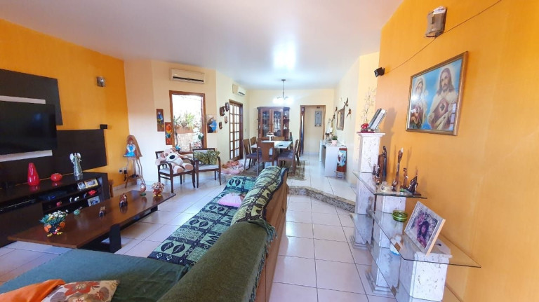 Imagem Casa com 3 Quartos à Venda, 193 m² em Jardim Maria Cândida - Caçapava Imagem Casa com 3 Quartos à Venda, 193 m² em Jardim Maria Cândida - Caçapava
