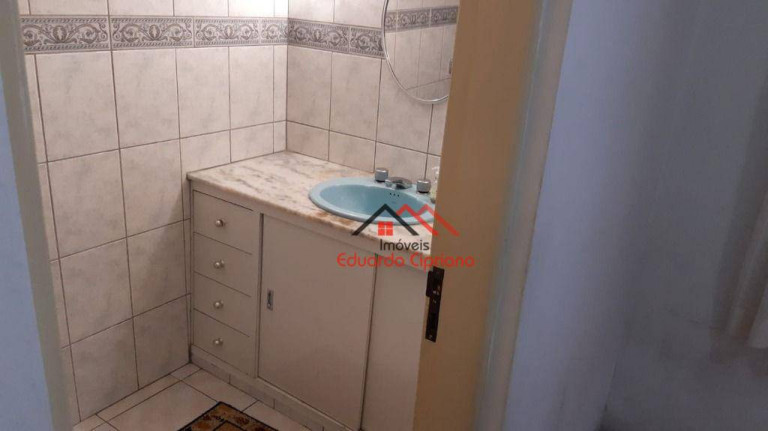 Imagem Casa com 3 Quartos para Alugar, 390 m² em Centro - Caraguatatuba