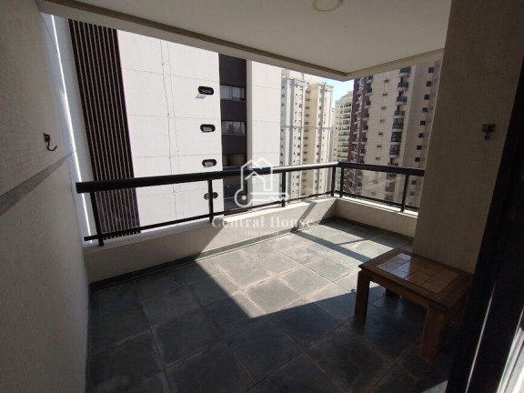 Imagem Apartamento com 3 Quartos para Alugar, 200 m² em Moema - São Paulo