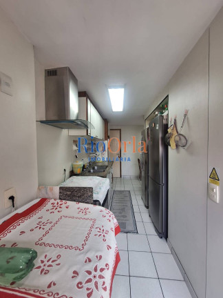 Imagem Apartamento com 4 Quartos à Venda, 147 m² em Barra Da Tijuca - Rio De Janeiro