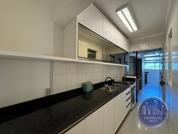 Imagem Apartamento com 3 Quartos para Alugar, 234 m² em Centro - Balneário Camboriú
