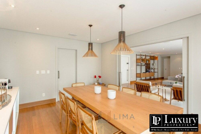 Imagem Apartamento com 3 Quartos à Venda, 311 m² em Vila Nova Conceição - São Paulo