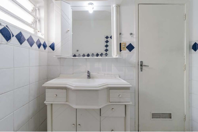 Imagem Apartamento com 2 Quartos à Venda, 69 m² em Jardim Botânico - Porto Alegre Imagem Apartamento com 2 Quartos à Venda, 69 m² em Jardim Botânico - Porto Alegre