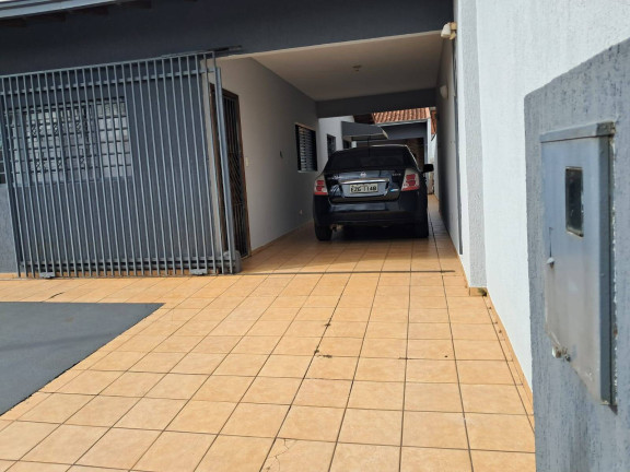 Imagem Casa com 3 Quartos à Venda, 190 m² em Jardim Dos Estados - Londrina Imagem Casa com 3 Quartos à Venda, 190 m² em Jardim Dos Estados - Londrina