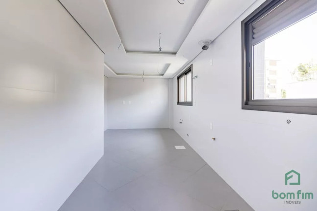 Imagem Apartamento com 3 Quartos à Venda, 123 m² em Petrópolis - Porto Alegre Imagem Apartamento com 3 Quartos à Venda, 123 m² em Petrópolis - Porto Alegre