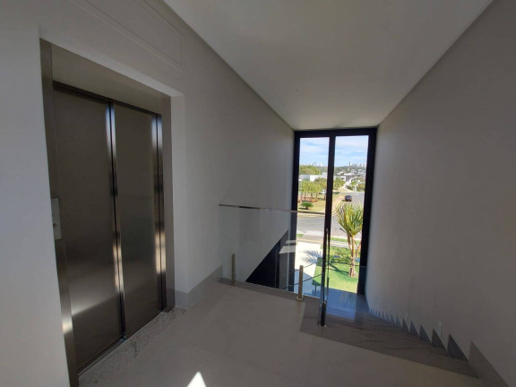 Imagem Casa com 5 Quartos à Venda, 490 m² em Goiânia