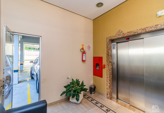 Imagem Sala Comercial à Venda, 30 m² em Menino Deus - Porto Alegre
