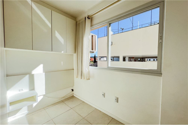 Imagem Imóvel com 2 Quartos à Venda, em Caminho Novo - Palhoça Imagem Imóvel com 2 Quartos à Venda, em Caminho Novo - Palhoça