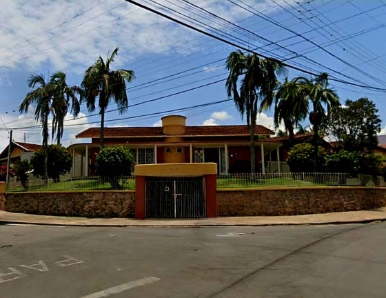 Imagem Casa com 3 Quartos à Venda, 400 m² em Espírito Santo Do Pinhal Imagem Casa com 3 Quartos à Venda, 400 m² em Espírito Santo Do Pinhal