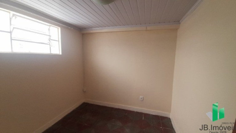 Imagem Imóvel com 4 Quartos à Venda, 120 m² em Centro - Montes Claros Imagem Imóvel com 4 Quartos à Venda, 120 m² em Centro - Montes Claros