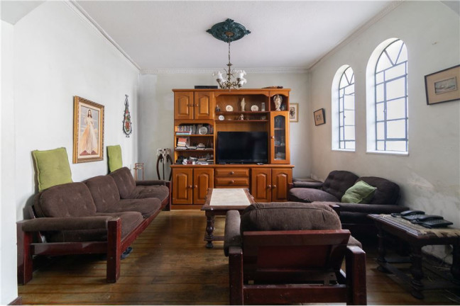Imagem Casa com 4 Quartos à Venda, 200 m² em Cambuci - São Paulo Imagem Casa com 4 Quartos à Venda, 200 m² em Cambuci - São Paulo