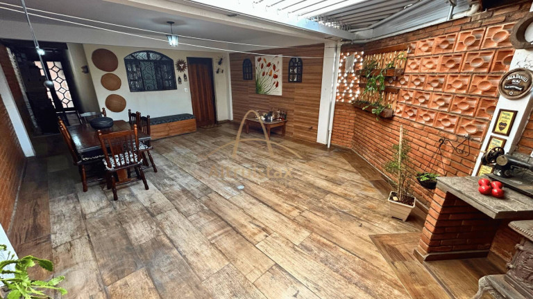 Imagem Casa com 3 Quartos à Venda,  em Osasco