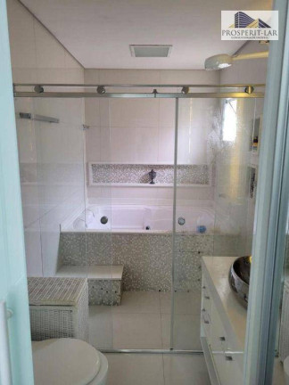 Imagem Casa com 3 Quartos à Venda, 228 m² em Portal Dos Gramados - Guarulhos Imagem Casa com 3 Quartos à Venda, 228 m² em Portal Dos Gramados - Guarulhos