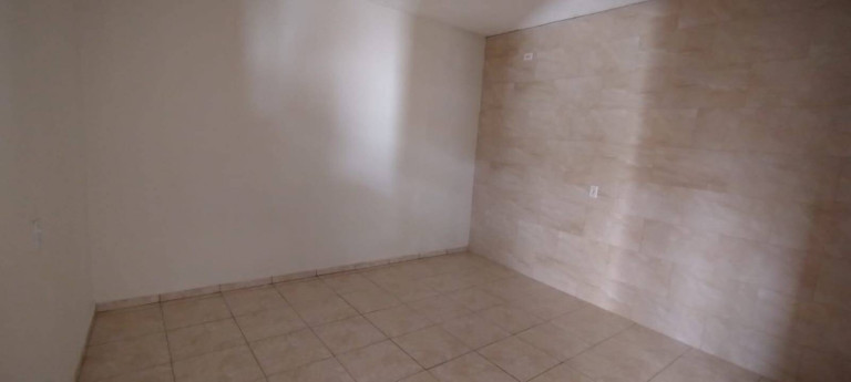 Imagem Casa com 1 Quarto para Alugar,  em Jardim Dona Sinhá - São Paulo