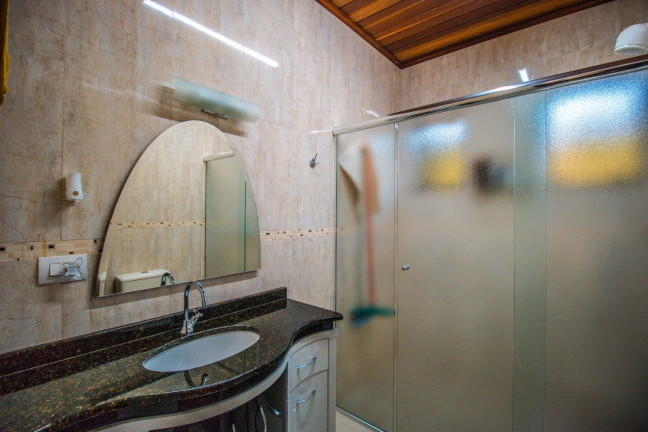 Imagem Chácara com 8 Quartos à Venda, 34.000 m² em Bateias - Campo Largo Imagem Chácara com 8 Quartos à Venda, 34.000 m² em Bateias - Campo Largo
