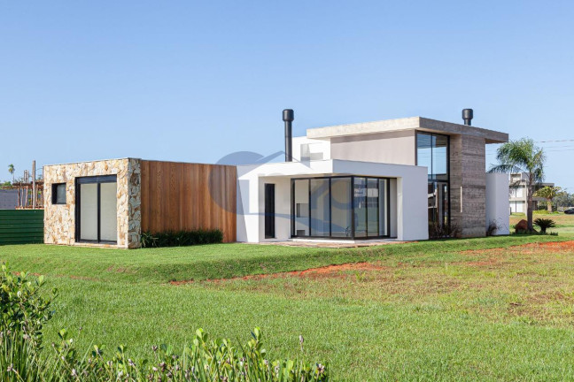 Imagem Casa de Condomínio com 3 Quartos à Venda, 204 m² em Engenho Velho - Torres Imagem Casa de Condomínio com 3 Quartos à Venda, 204 m² em Engenho Velho - Torres