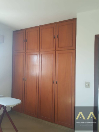 Imagem Casa com 4 Quartos à Venda, 363 m² em Alphaville - Santana De Parnaíba