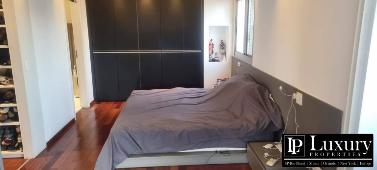 Imagem Cobertura com 2 Quartos à Venda, 180 m² em Vila Olimpia - São Paulo