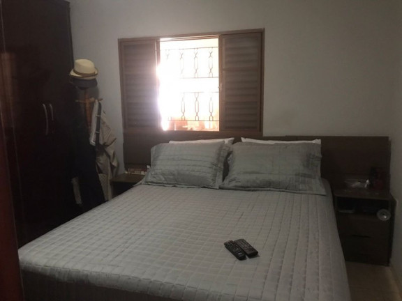 Imagem Casa com 3 Quartos à Venda, 202 m² em Núcleo Residencial Edison Bastos Gasparini - Bauru Imagem Casa com 3 Quartos à Venda, 202 m² em Núcleo Residencial Edison Bastos Gasparini - Bauru