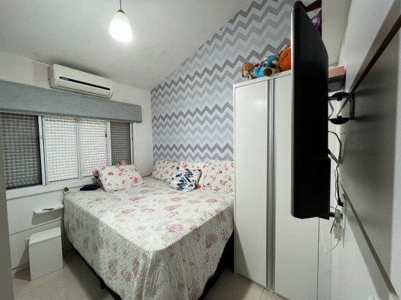 Imagem Casa com 2 Quartos à Venda, 100 m² em Rio Branco - Canoas Imagem Casa com 2 Quartos à Venda, 100 m² em Rio Branco - Canoas
