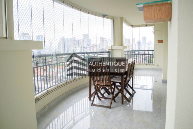 Apartamento com 3 Quartos à Venda, 198 m² em Brooklin - São Paulo