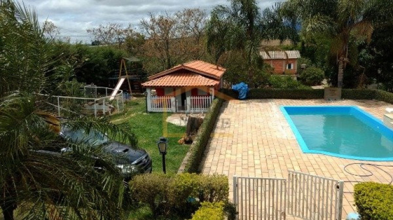Imagem Sobrado com 3 Quartos à Venda, 4.000 m² em Jardim Maracanã - Atibaia