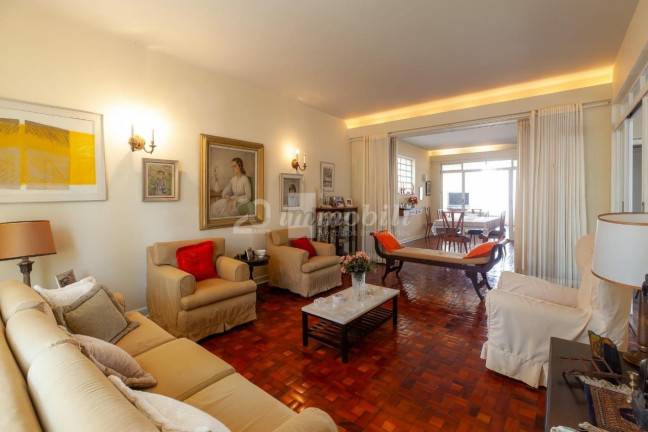 Imagem Casa com 4 Quartos à Venda, 280 m² em Pacaembu - São Paulo Imagem Casa com 4 Quartos à Venda, 280 m² em Pacaembu - São Paulo