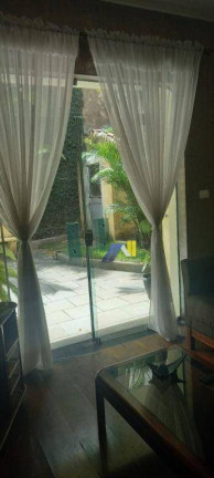 Imagem Casa com 4 Quartos à Venda, 404 m² em Centro - Pouso Alegre Imagem Casa com 4 Quartos à Venda, 404 m² em Centro - Pouso Alegre