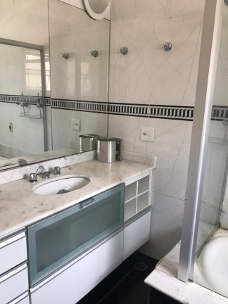 Imagem Casa com 3 Quartos à Venda, 200 m² em Santana De Parnaíba Imagem Casa com 3 Quartos à Venda, 200 m² em Santana De Parnaíba