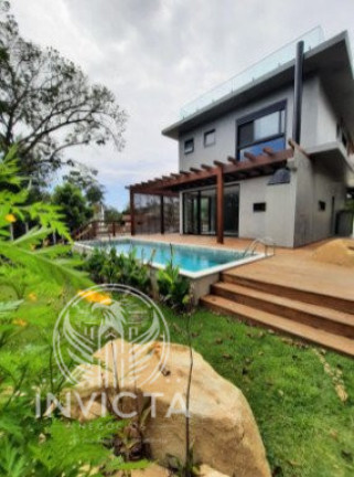 Imagem Casa de Condomínio com 3 Quartos à Venda, 258 m² em Praia Das Taquaras - Balneário Camboriú