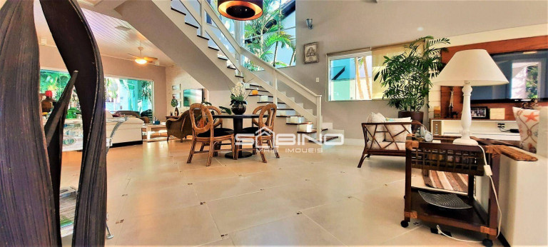 Imagem Casa com 5 Quartos à Venda, 329 m² em Riviera De São Lourenço - Bertioga Imagem Casa com 5 Quartos à Venda, 329 m² em Riviera De São Lourenço - Bertioga