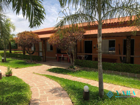 Imagem Chácara com 14 Quartos à Venda, 20.000 m² em Ubatuba