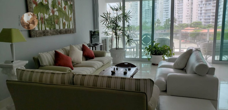 Imagem Apartamento com 4 Quartos para Alugar ou Temporada, 180 m² em Pitangueiras - Guarujá Imagem Apartamento com 4 Quartos para Alugar ou Temporada, 180 m² em Pitangueiras - Guarujá