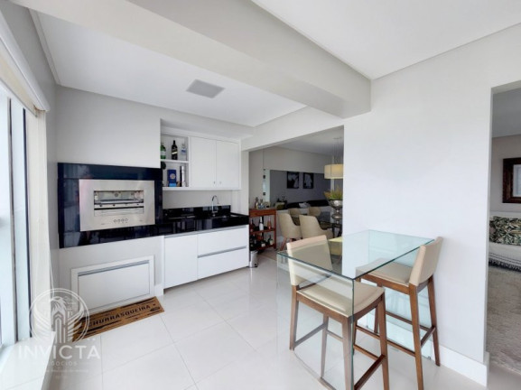 Imagem Apartamento com 3 Quartos à Venda, 200 m² em Centro - Balneário Camboriú