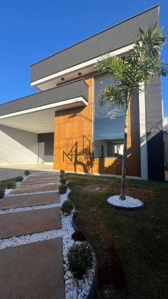Casa com 3 Quartos à Venda, 300 m² em Residencial São Leopoldo Complemento - Goiânia