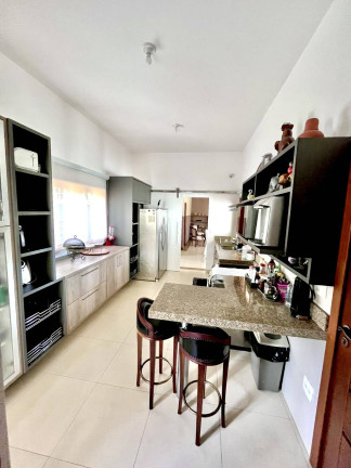 Imagem Chácara com 6 Quartos à Venda, 1.000 m² em Represa - Piracaia Imagem Chácara com 6 Quartos à Venda, 1.000 m² em Represa - Piracaia